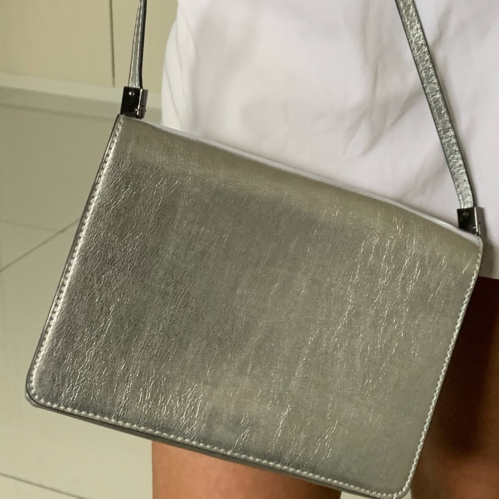 Silver handbag - Picture 3 of 3